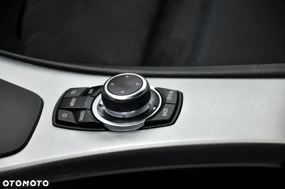 BMW Seria 3 - 37