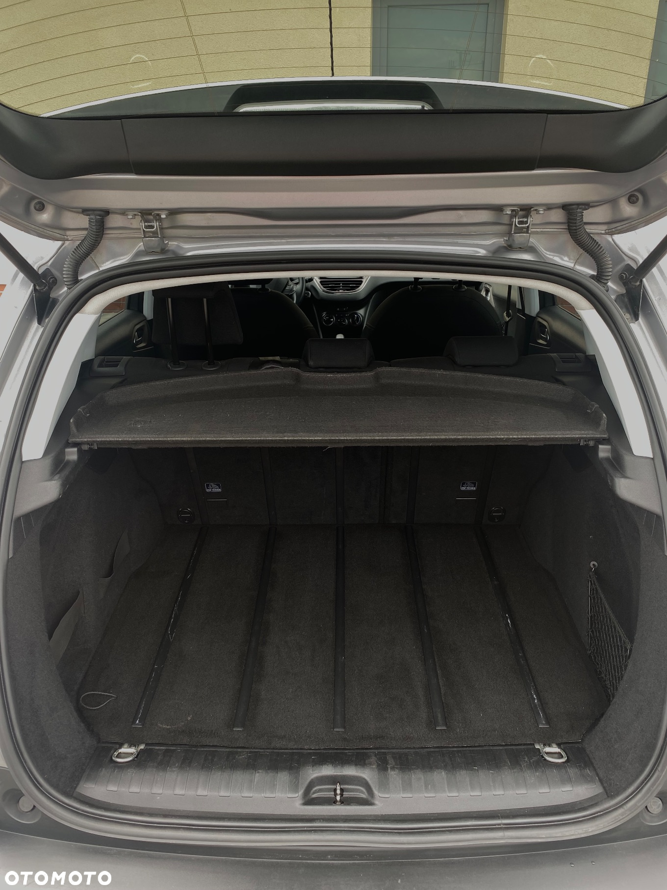 Peugeot 2008 - 9
