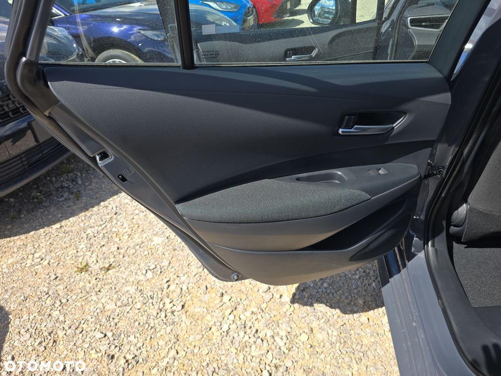 Toyota Corolla 1.8 Hybrid Comfort - 11