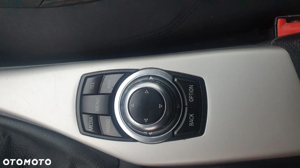 BMW Seria 1 116d DPF Edition Sport - 11