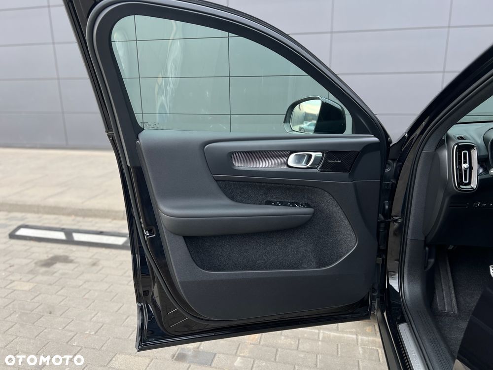 Volvo XC 40 T5 Plug-In Hybrid R-Design - 19