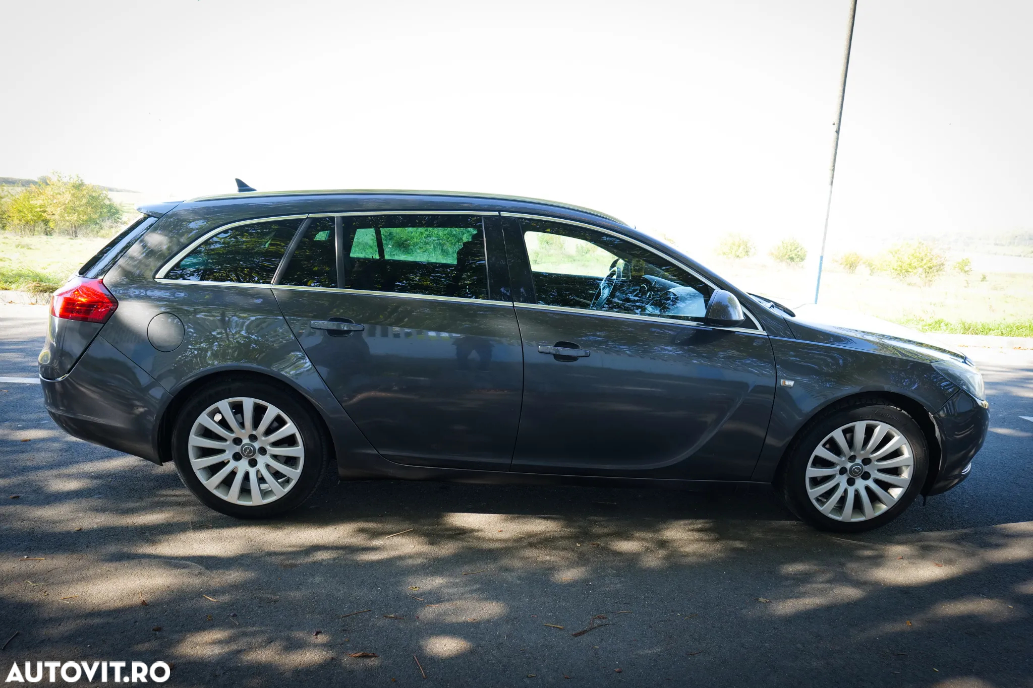 Opel Insignia 2.0 CDTI Sports Tourer - 8