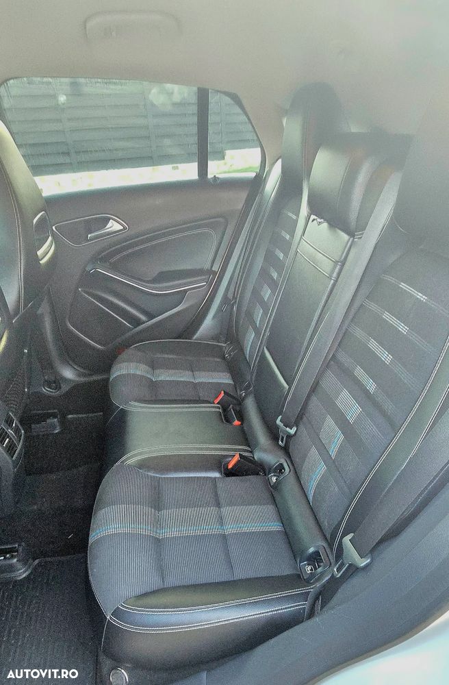 Mercedes-Benz CLA 220 d 7G-DCT AMG Line - 14