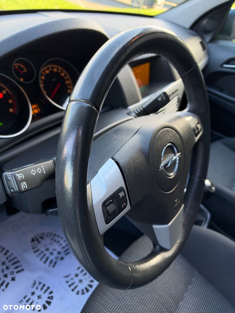 Opel Astra - 18