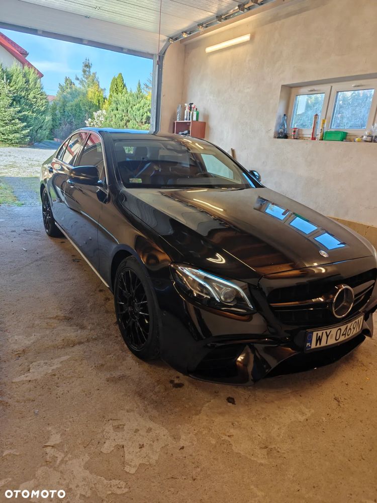 Mercedes-Benz Klasa E 220 d 9G-TRONIC - 4