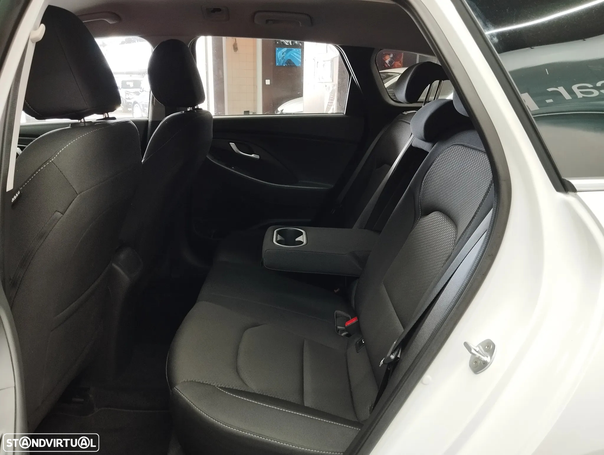 Hyundai i30 SW 1.6 CRDi Style+Navi - 14