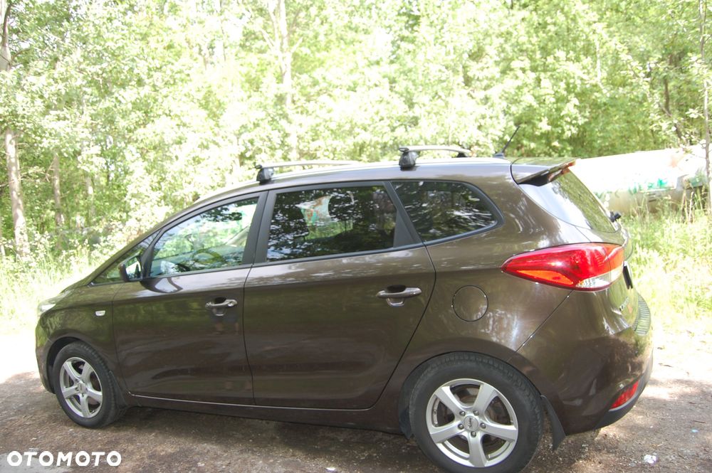 Kia Carens 1.6 GDI L EU6 - 17
