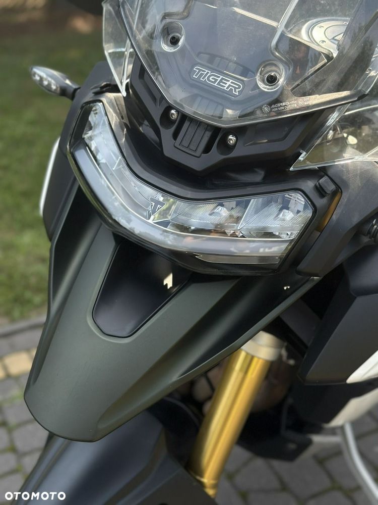 Triumph Tiger - 12