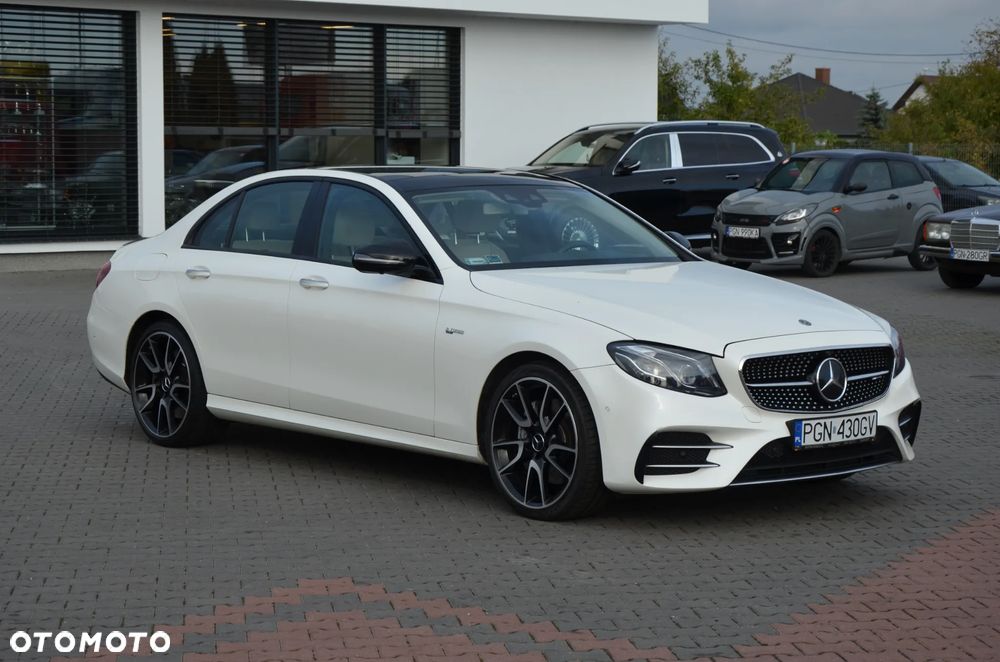 Mercedes-Benz Klasa E 43 AMG 4-Matic - 31