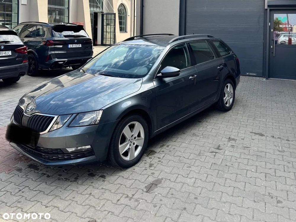 Skoda Octavia 1.6 TDI SCR Active - 4