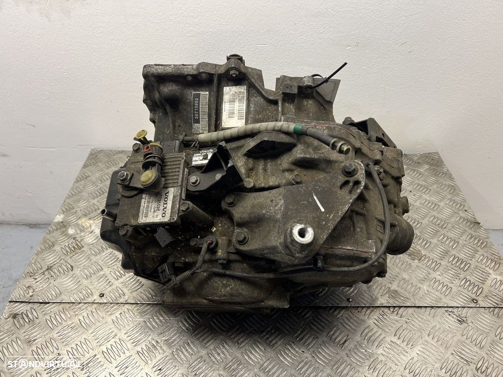 Caixa de velocidades automática VOLVO C30 (533) D5 REF. 30713903 MOTOR D5244T8 - 3