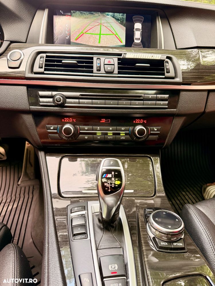 BMW Seria 5 520d Aut. - 10