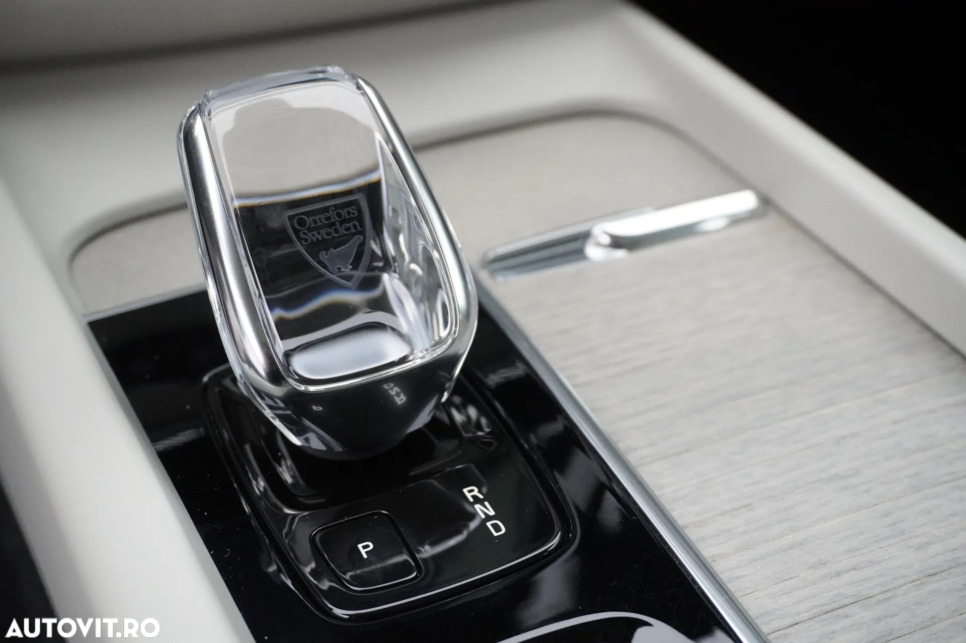 Volvo XC 60 T6 AWD Recharge Geartronic Inscription - 23