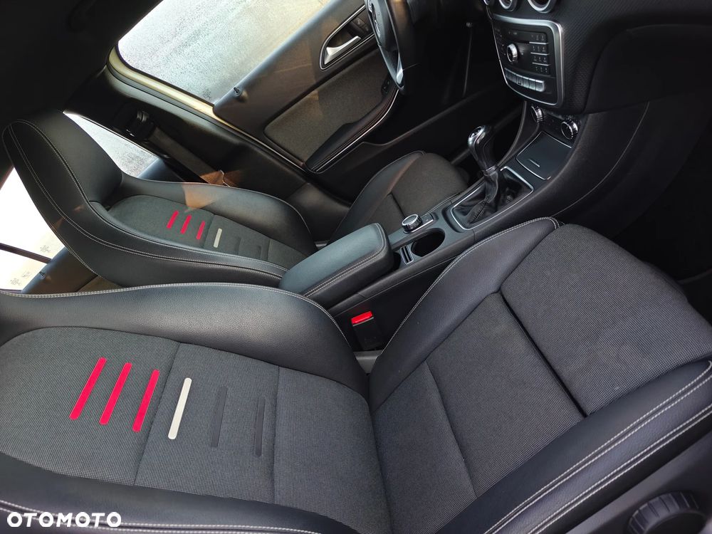 Mercedes-Benz Klasa A 180 (BlueEFFICIENCY) AMG Sport - 12