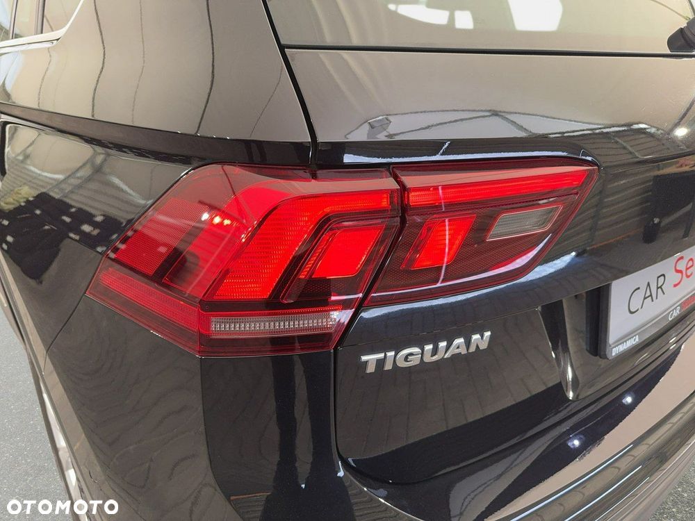 Volkswagen Tiguan - 12