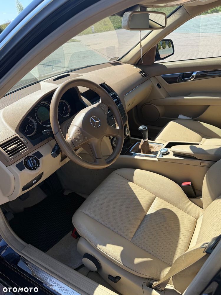 Mercedes-Benz Klasa C 200 Kompressor Elegance - 9