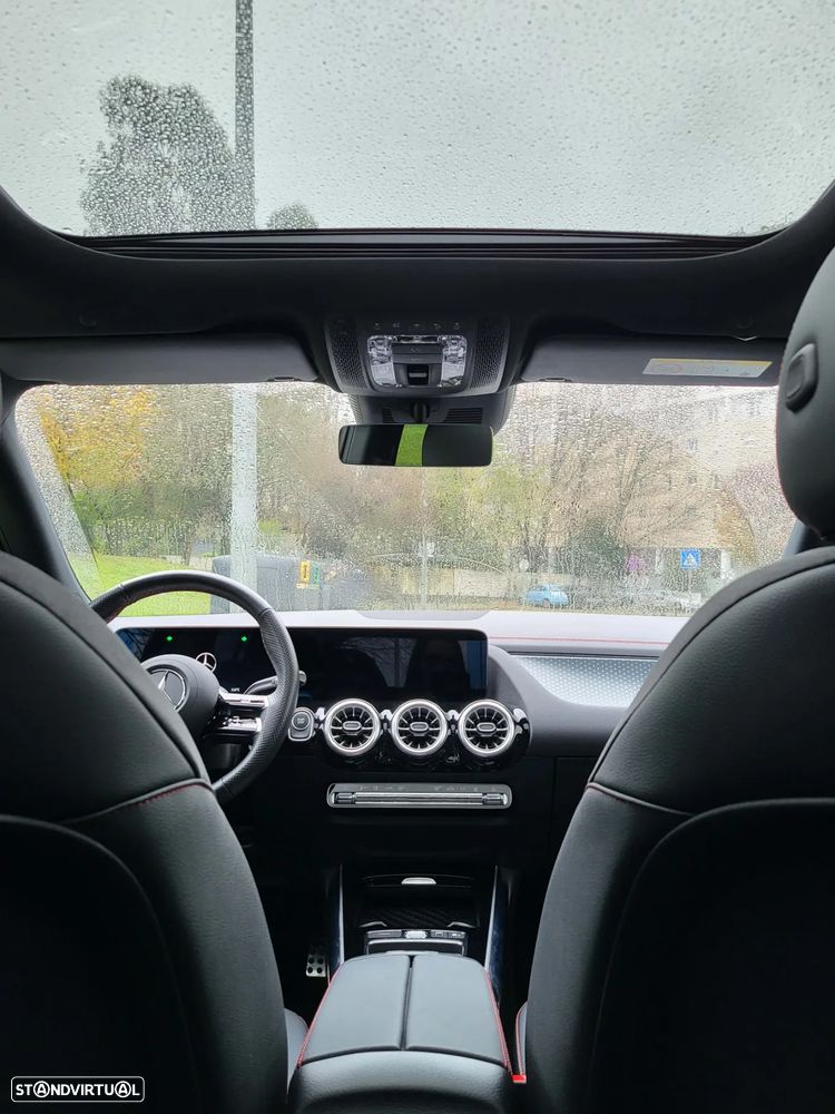 Mercedes-Benz EQA 300 4Matic AMG Line - 13