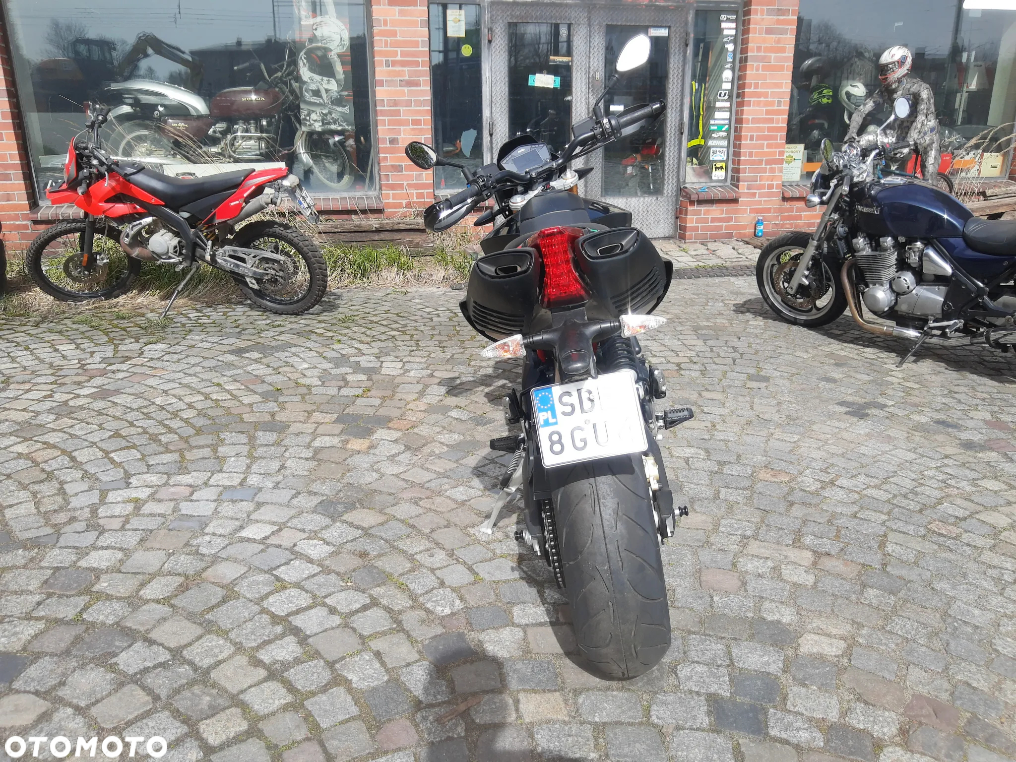 Aprilia Dorsoduro - 5