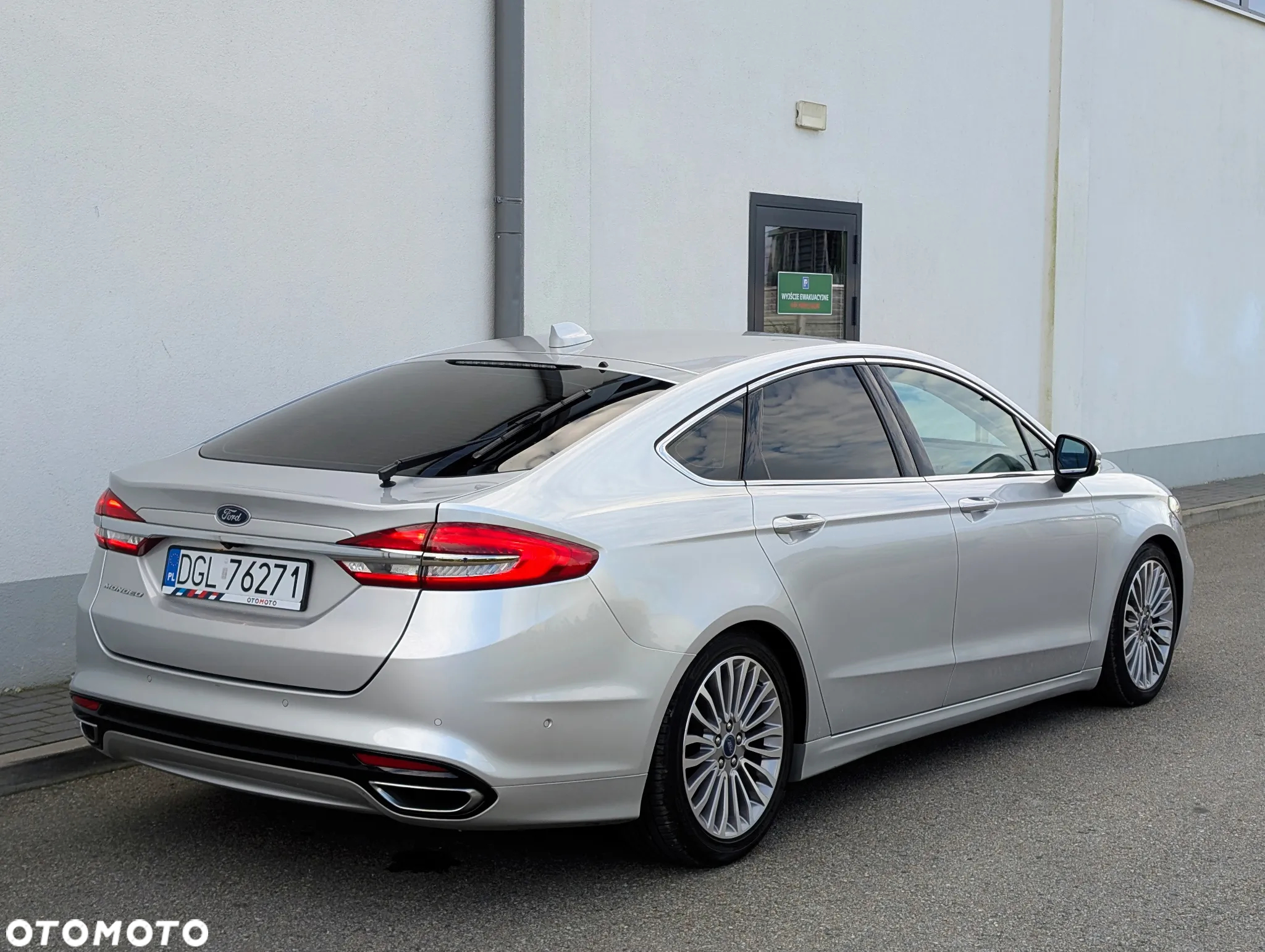 Ford Mondeo 2.0 EcoBlue Executive Plus - 4