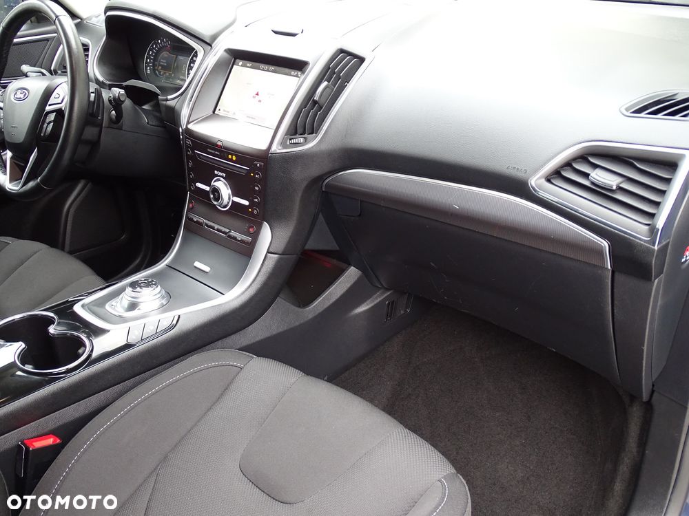 Ford S-Max 2.0 EcoBlue TITANIUM - 12