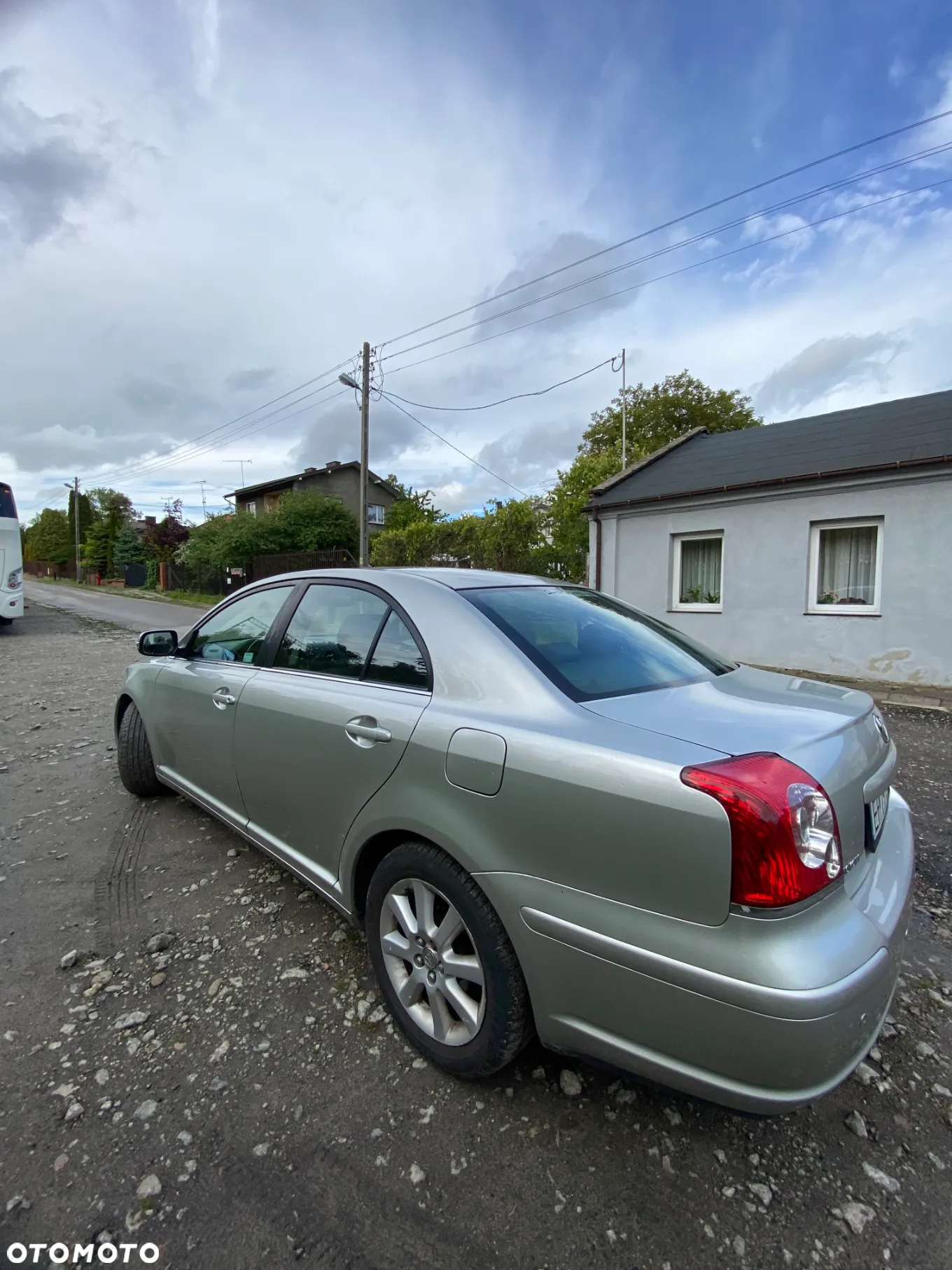 Toyota Avensis - 5