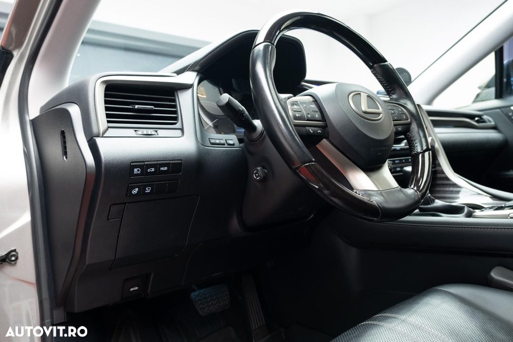 Lexus Seria RX - 19