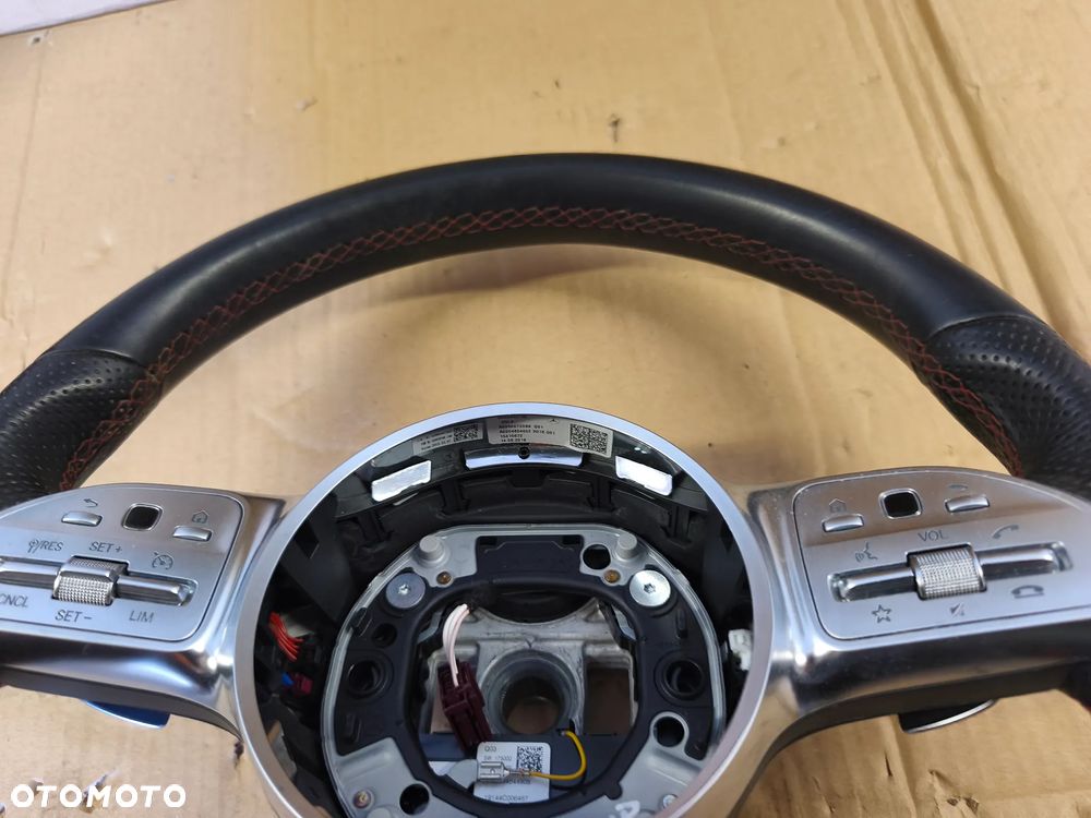 KIEROWNICA ŁOPATKI AMG CZERWONA NIĆ MERCEDES W118 CLA - 4