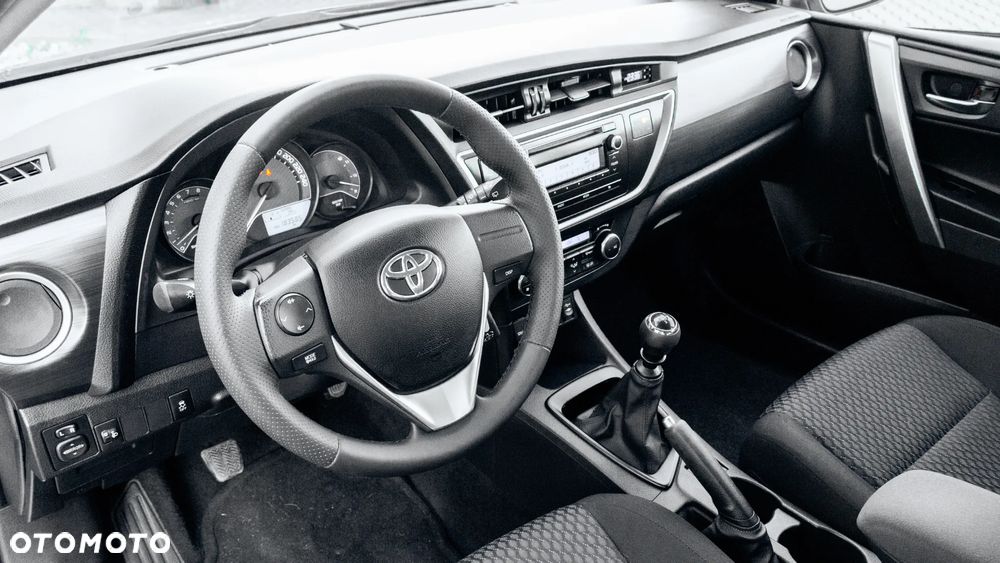 Toyota Auris 1.33 VVT-i Life+ - 12