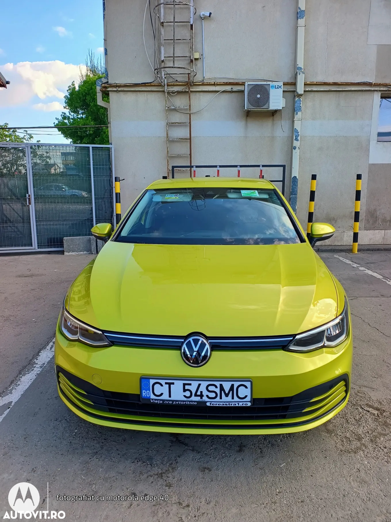 Volkswagen Golf - 6
