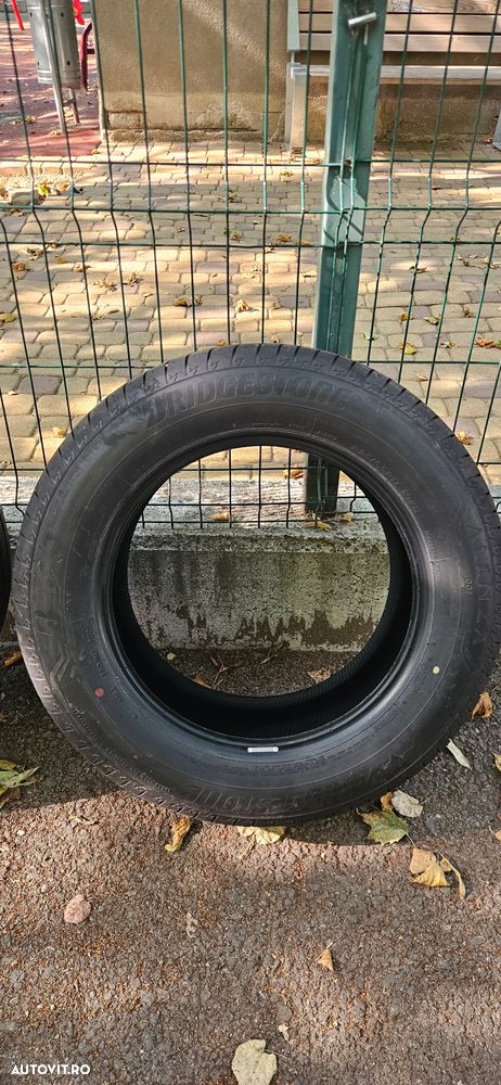 Vând 4 anvelope Bridgestone Alenza - 5