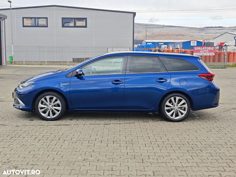 Toyota Auris 1.8 L VVT-i TS Hybrid Sol+ - 25