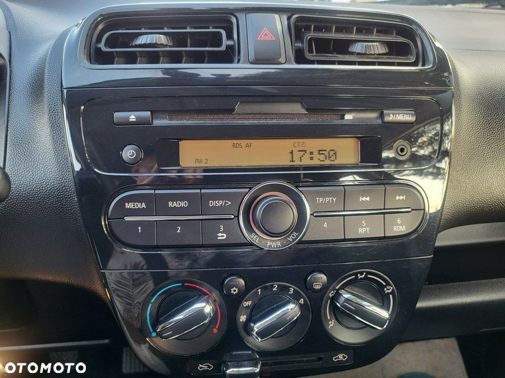 Mitsubishi Space Star - 30