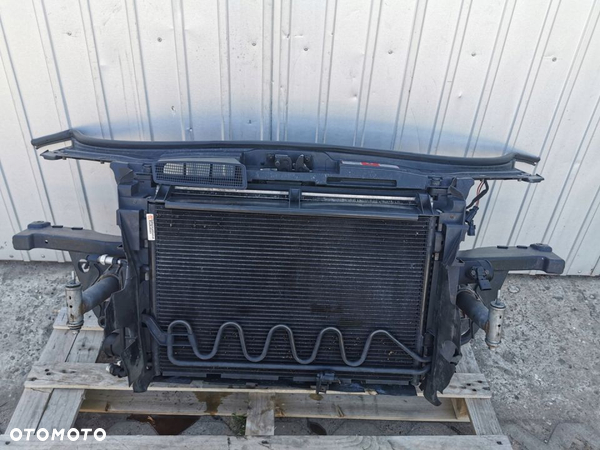Pas przedni Audi A6 C5 Lift 2.5 TDI automat kpl