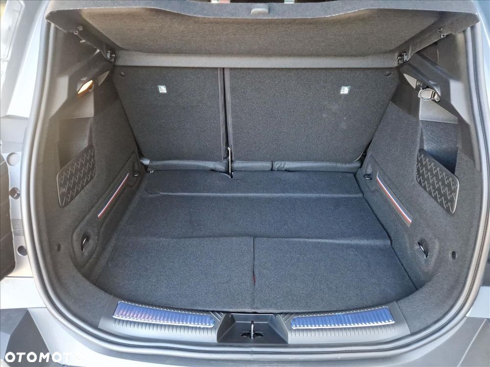 Renault 4 E-Tech 52kWh Comfort Range Iconic Plein Sud - 23