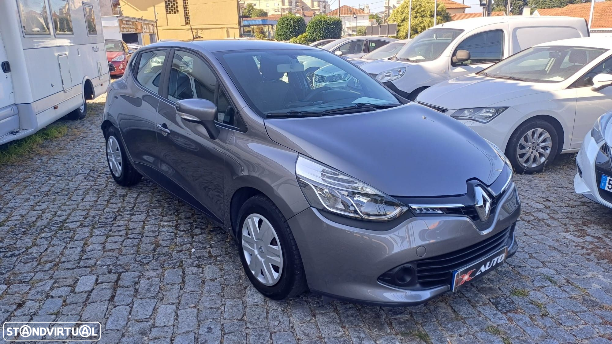 Renault Clio - 2