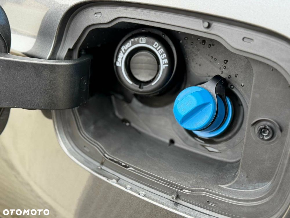 Ford Mondeo 2.0 EcoBlue Titanium - 26