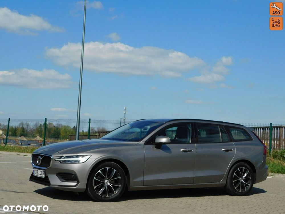 Volvo V60 D3 Momentum Pro - 2