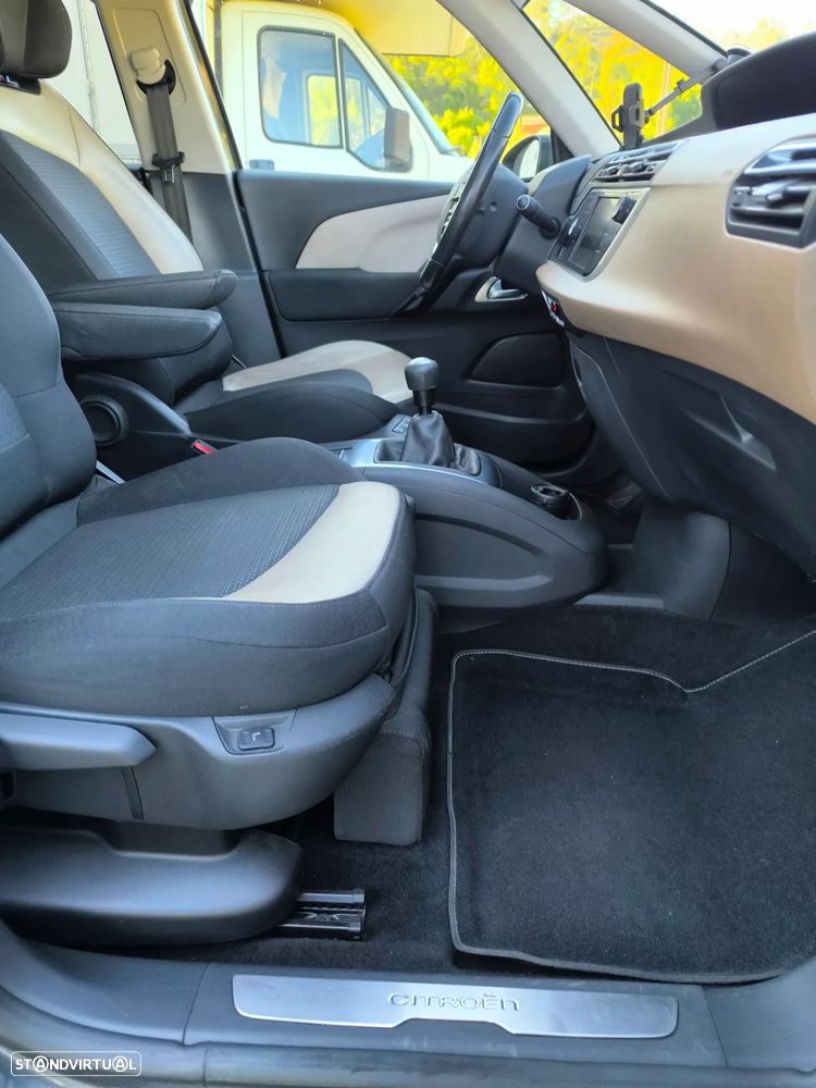 Citroën C4 Picasso 1.6 e-HDi Exclusive - 13
