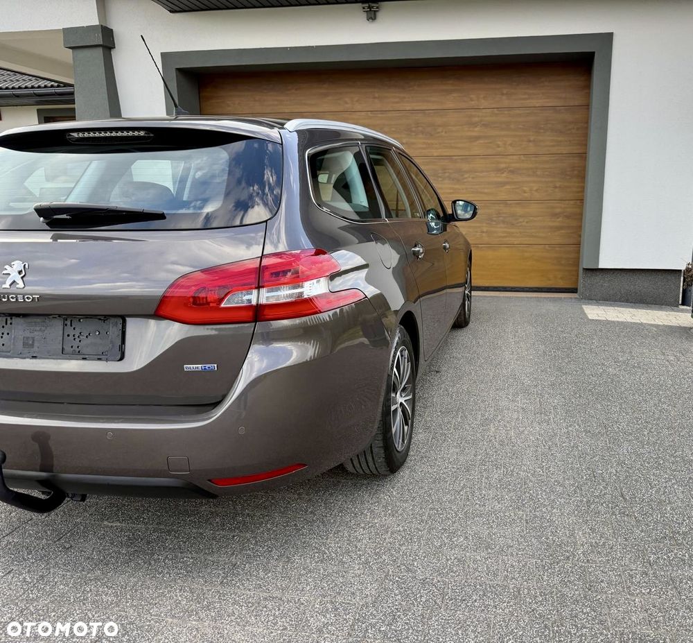 Peugeot 308 BlueHDi 150 Automatik Stop & Start Niveau 2 Business-Line - 12