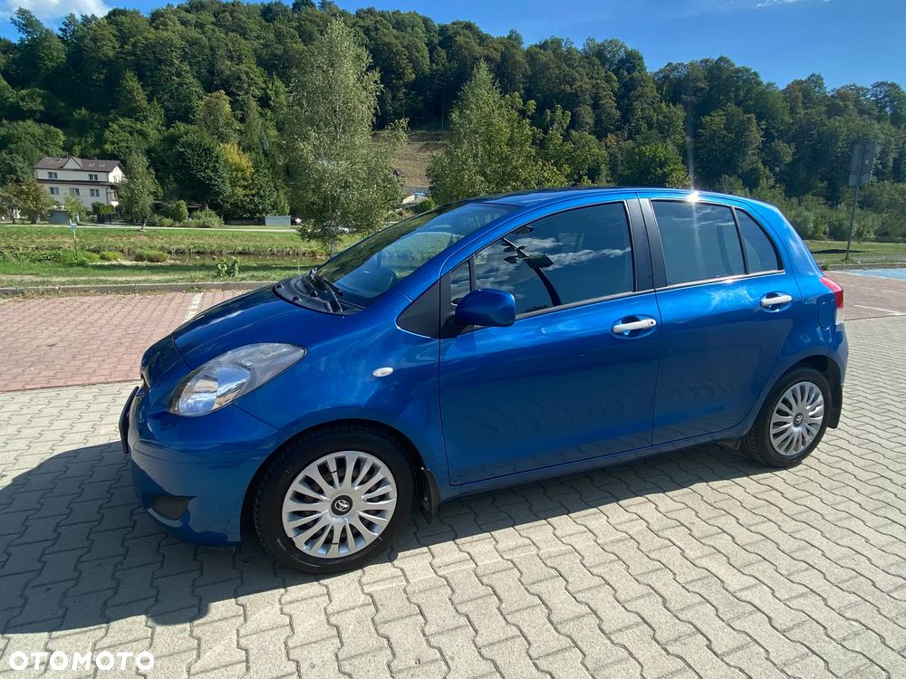 Toyota Yaris 1.33 Terra - 9