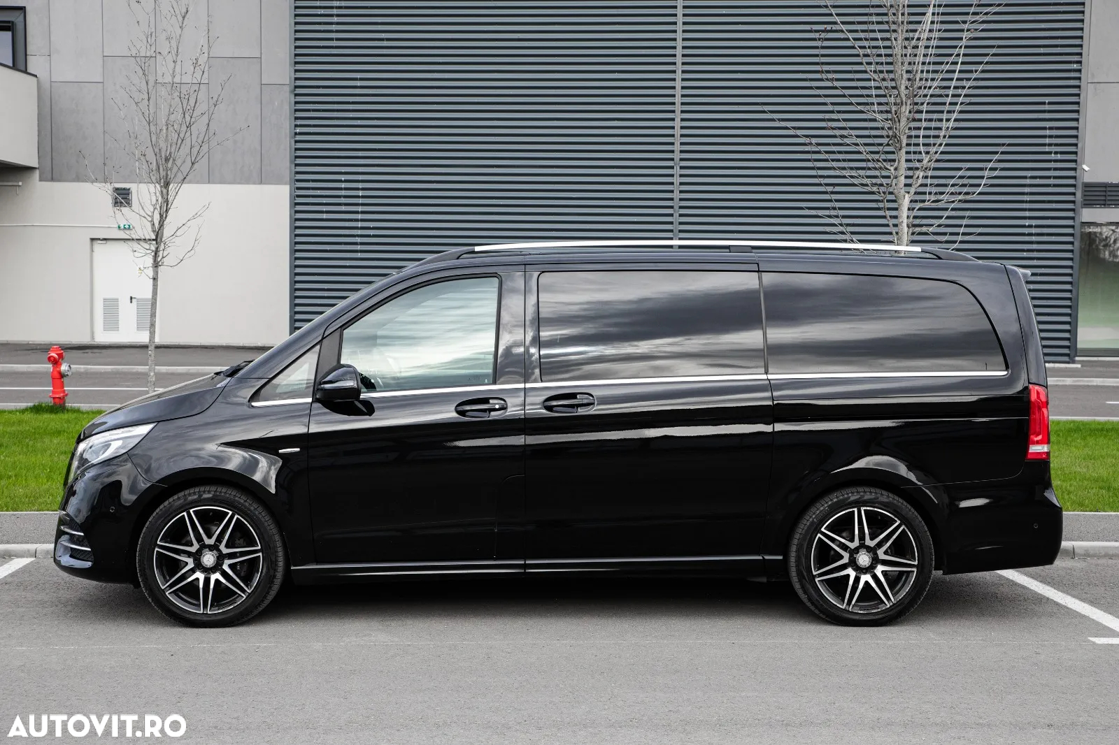 Mercedes-Benz V 250 (BlueTEC) d kompakt 4Matic 7G-TRONIC Avantgarde Edition - 9