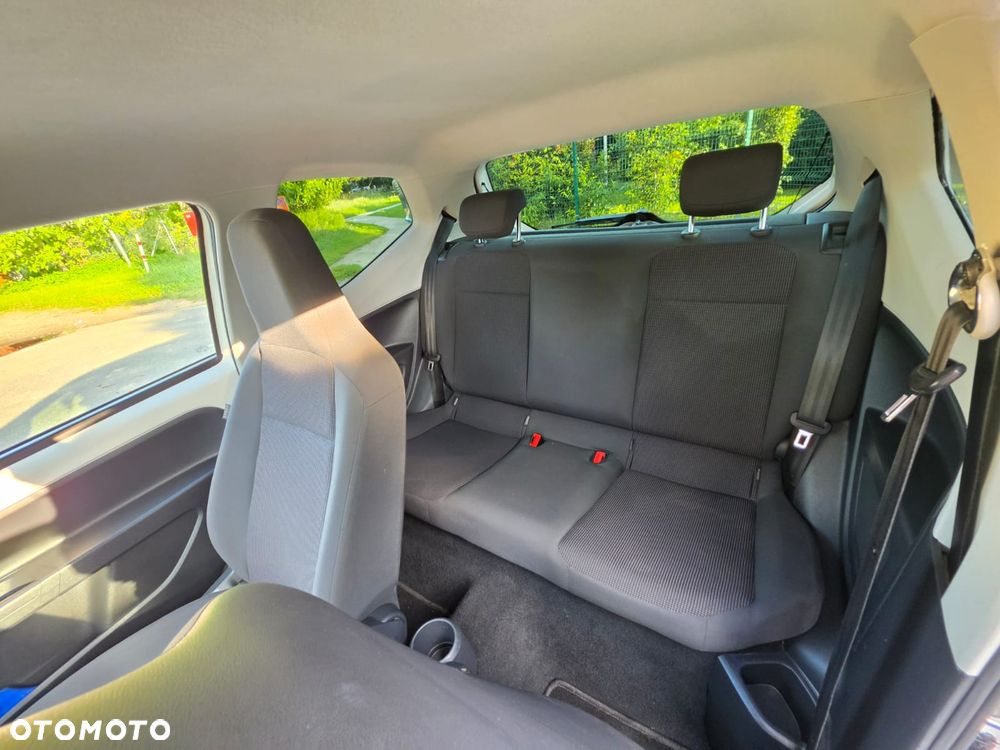 Volkswagen up! - 9