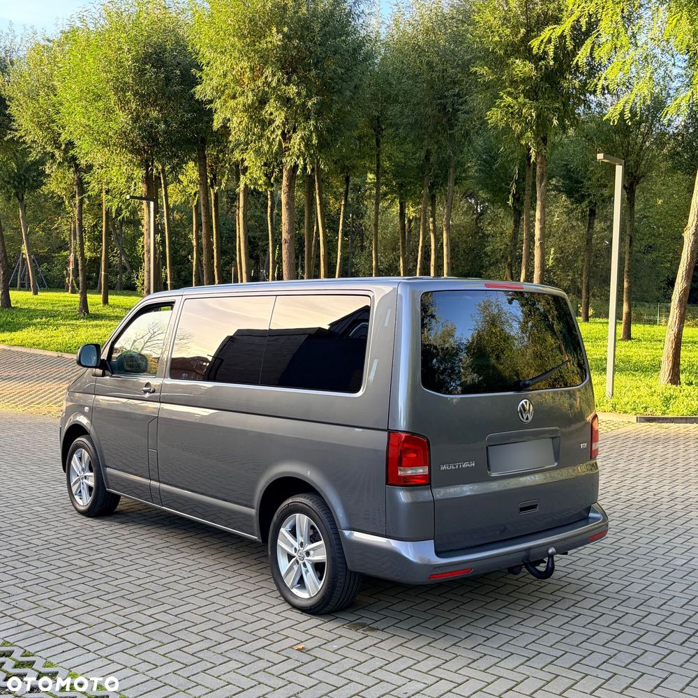 Volkswagen Multivan - 4