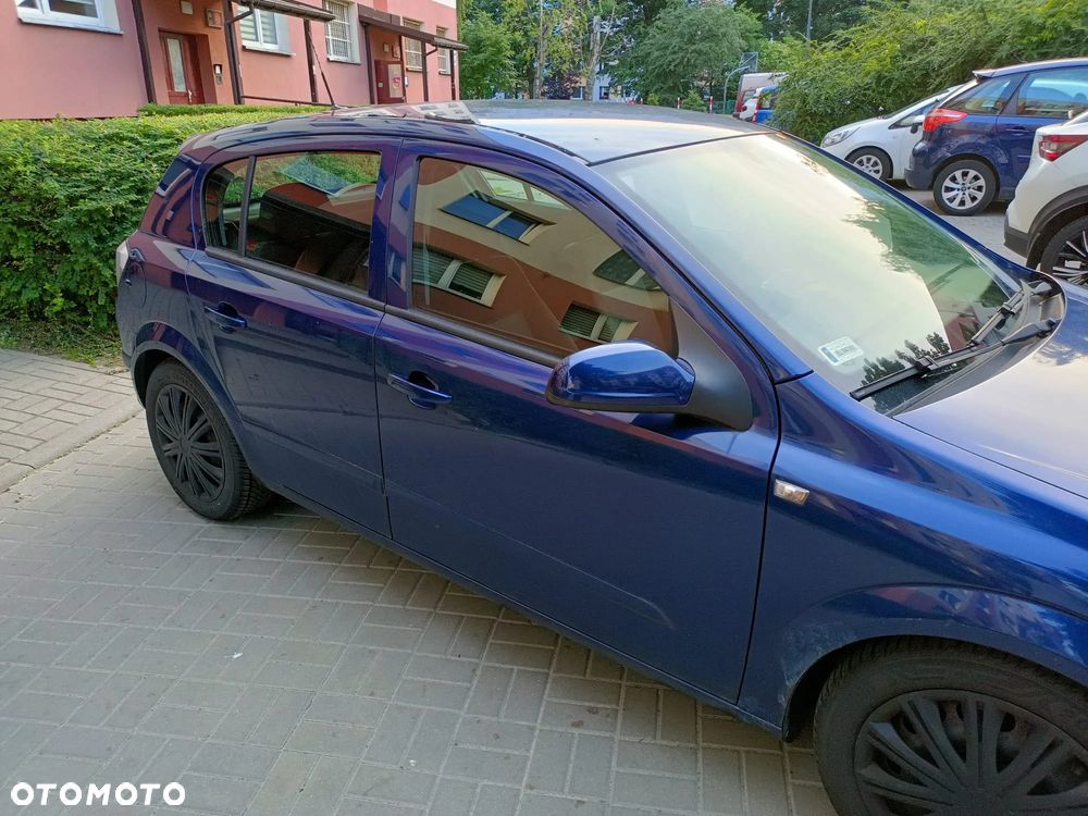Opel Astra 1.6 - 4