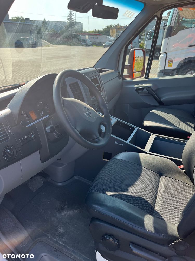 Mercedes-Benz Sprinter 519 CDI - 11