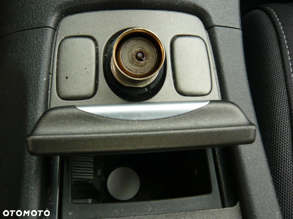 Honda Civic 1.4 i-VTEC - 23