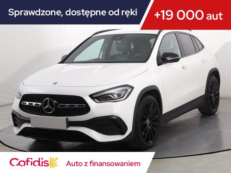Mercedes-Benz GLA - 2