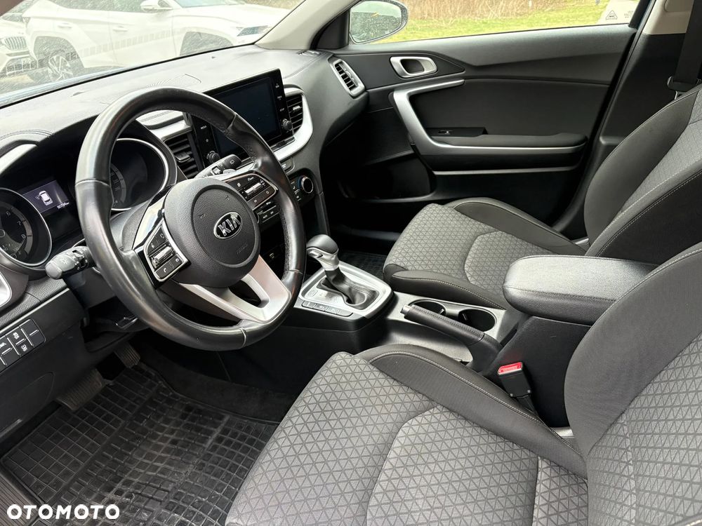 Kia Ceed 1.4 T-GDI M DCT - 15