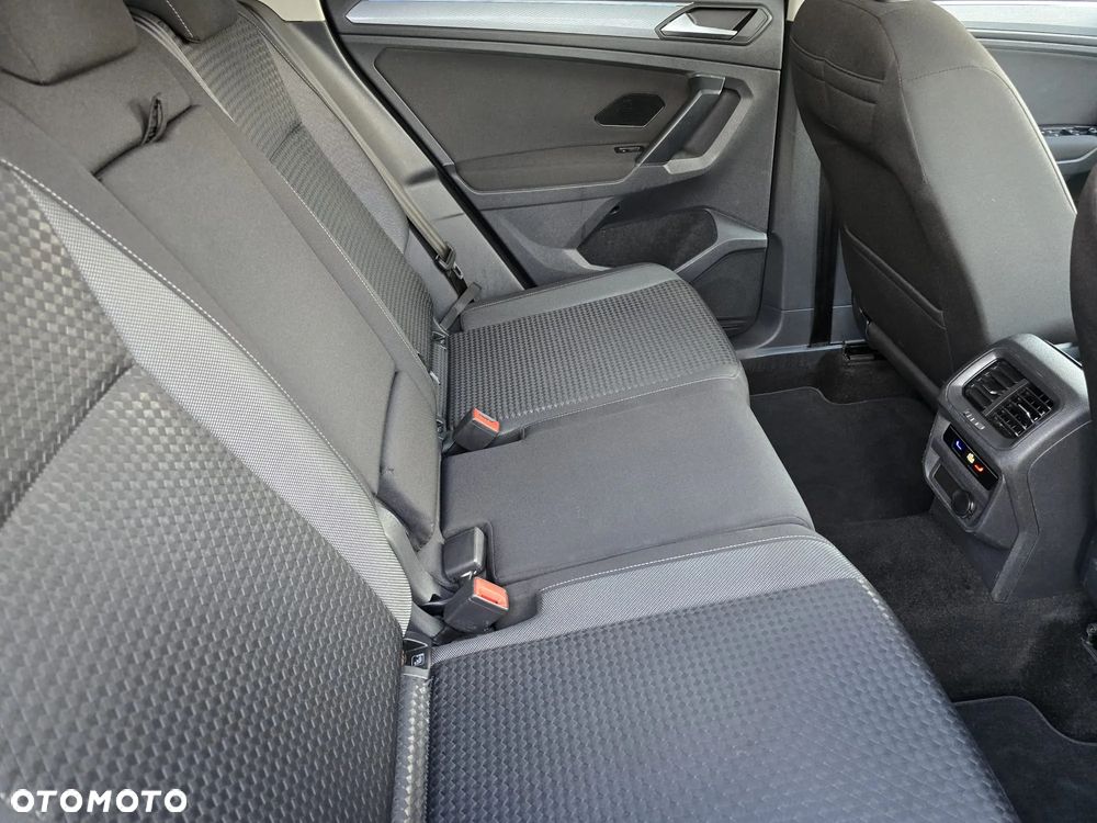 Volkswagen Tiguan 1.5 TSI OPF DSG ACTIVE - 22