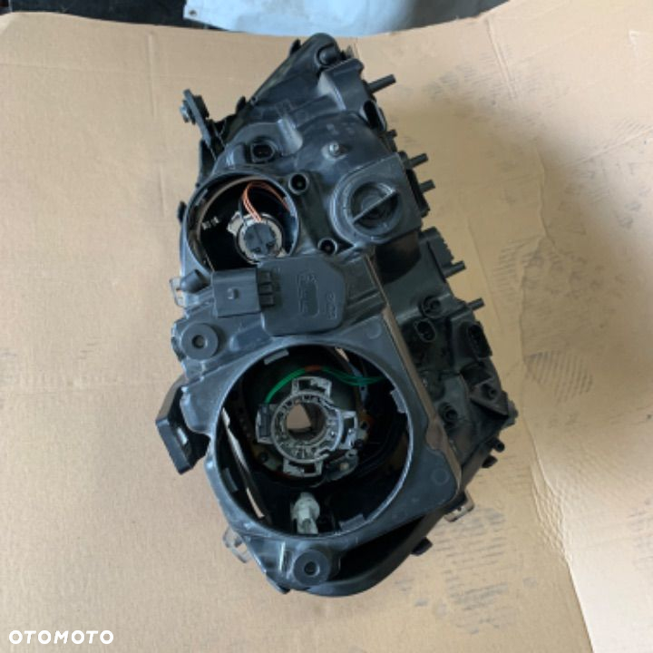 Mercedes ML 164 lampa lewa  xenon bixenon skrętna  Europa oryginał - 3